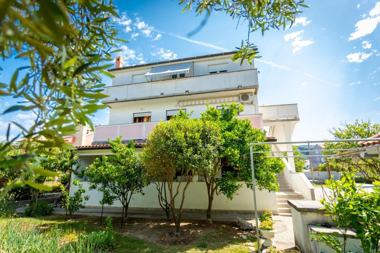 Apartmani Centar Palit المظهر الخارجي الصورة