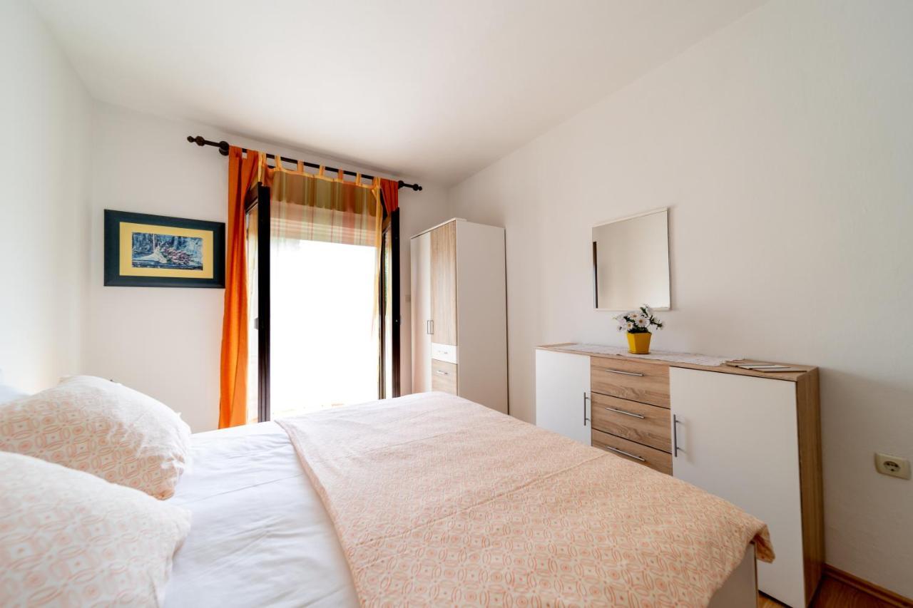 Apartmani Centar Palit المظهر الخارجي الصورة