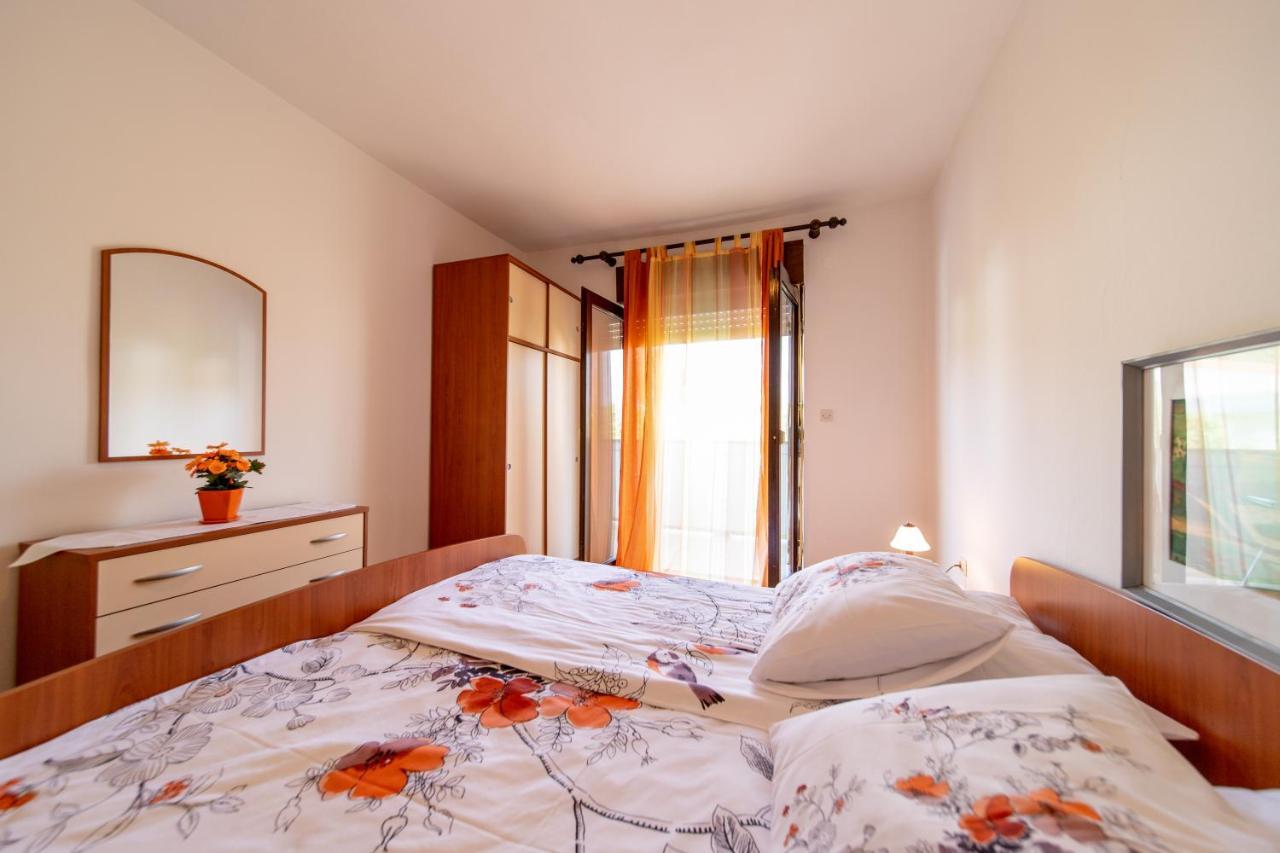 Apartmani Centar Palit المظهر الخارجي الصورة