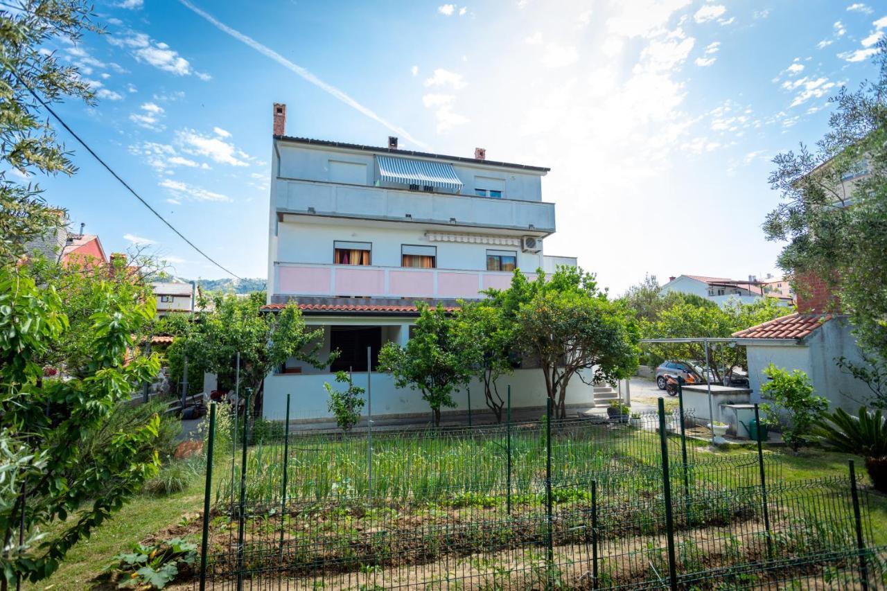 Apartmani Centar Palit المظهر الخارجي الصورة