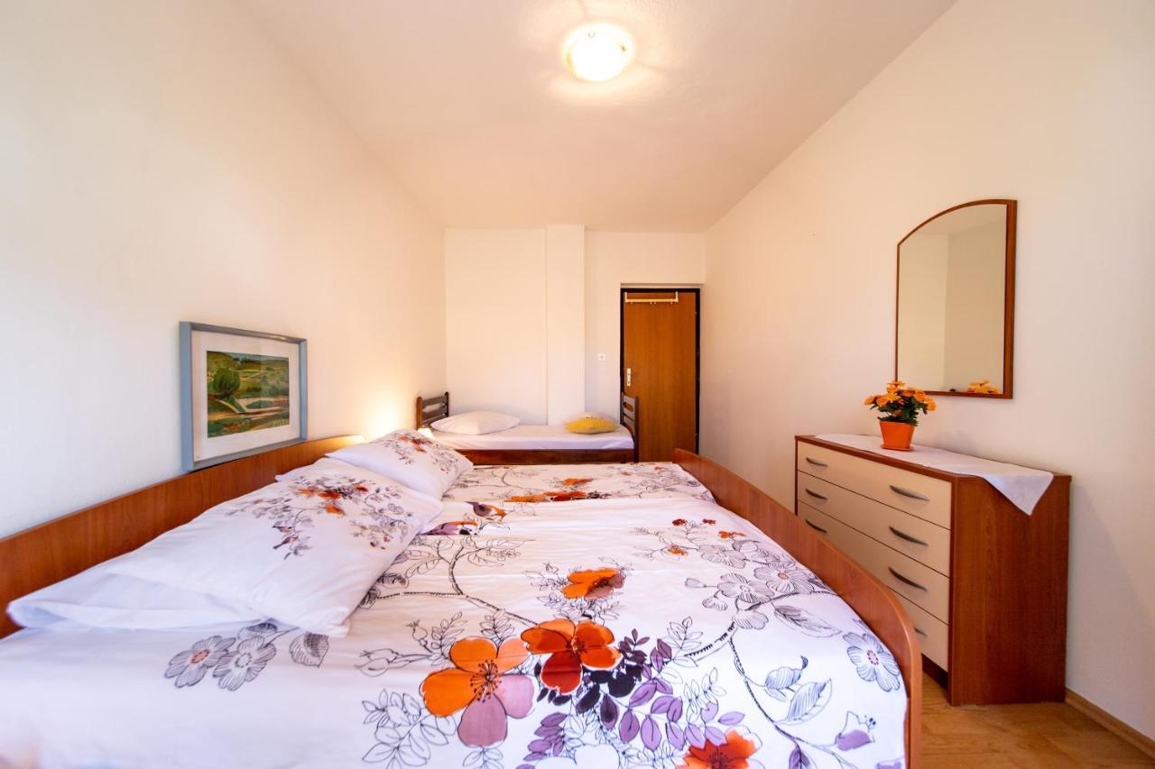 Apartmani Centar Palit المظهر الخارجي الصورة