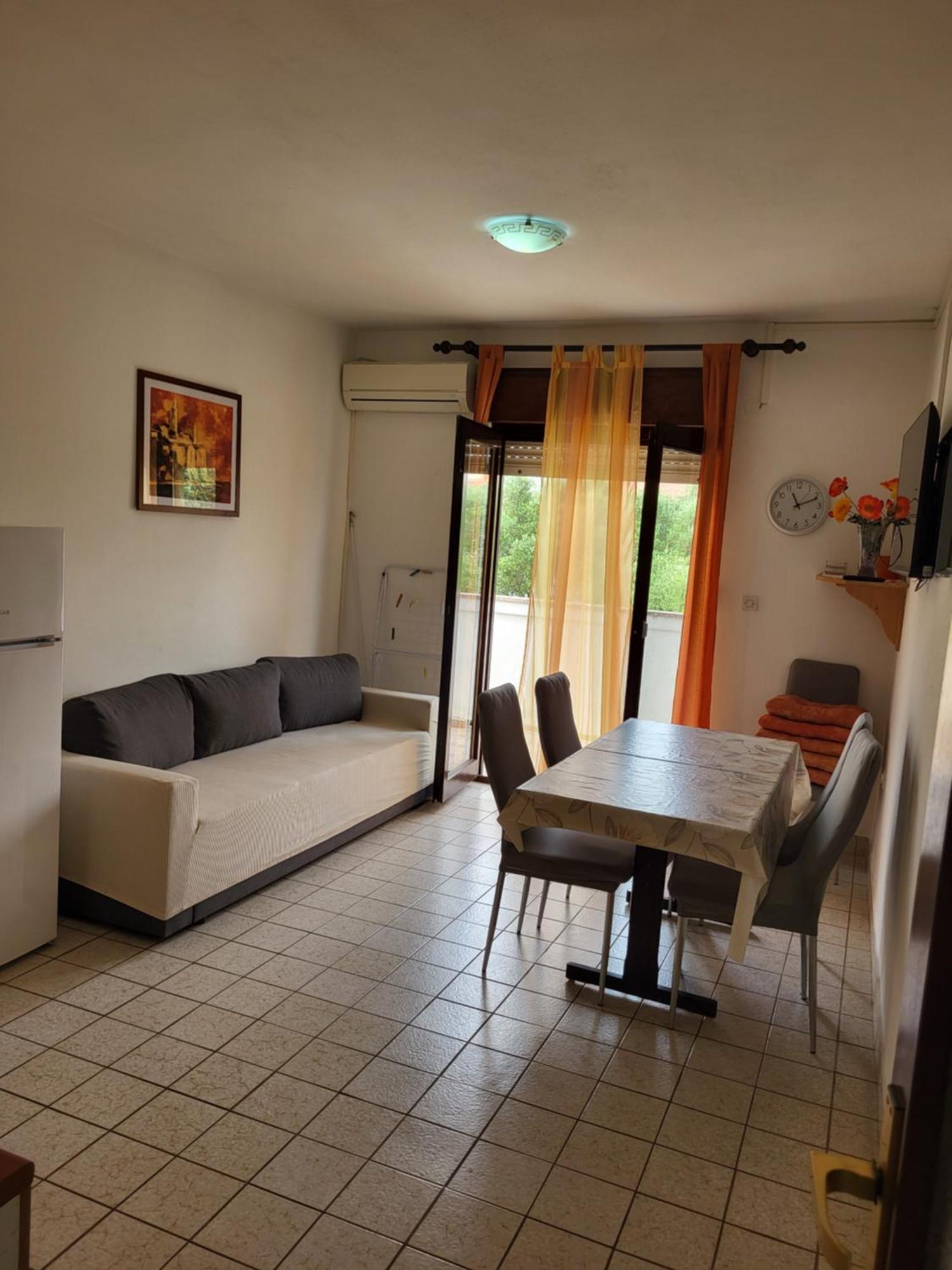 Apartmani Centar Palit المظهر الخارجي الصورة